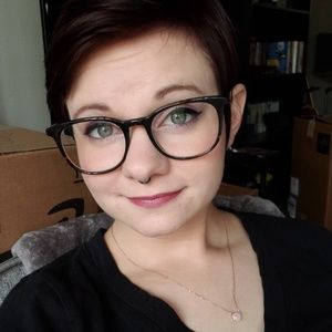 Meet your Posher, Kathleen